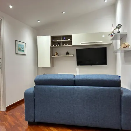 La Casa Di Azzurra Apartment *